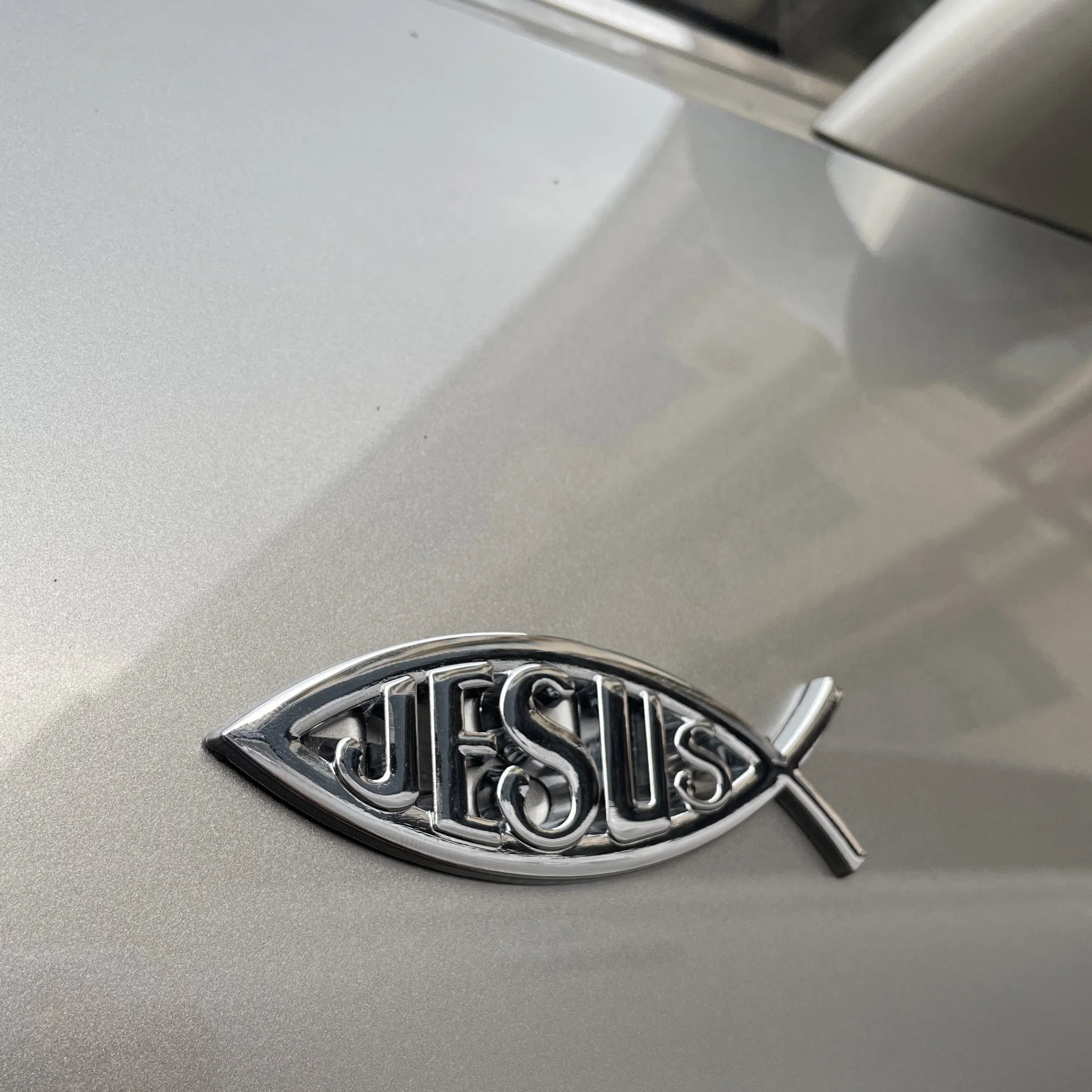 Metal Jesus Fish Stickers Applicable to Car Trunk, Fender and Rear